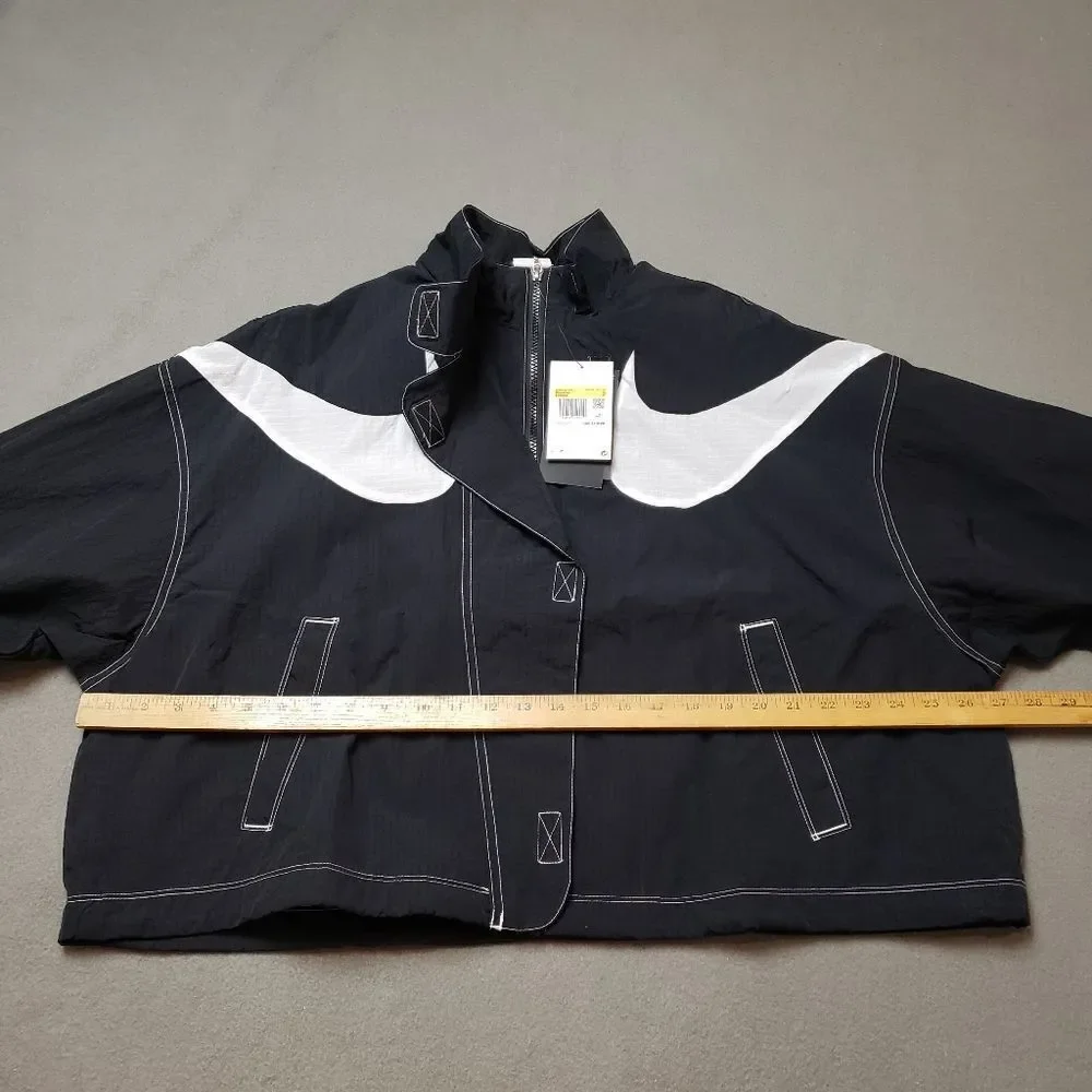 NIKE NEW Women’s Sportswear Swoosh Repel Woven Oversized Jacket NWT DR6132-010 - Picture 13 of 15